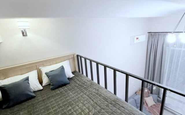 Apartamenty Dvukhurovnevye Clover Studio u metro Baumanskaya