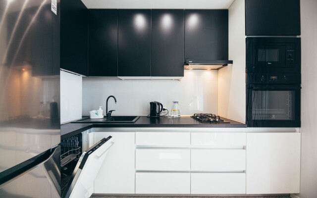 Апартаменты День и Ночь на Согласия