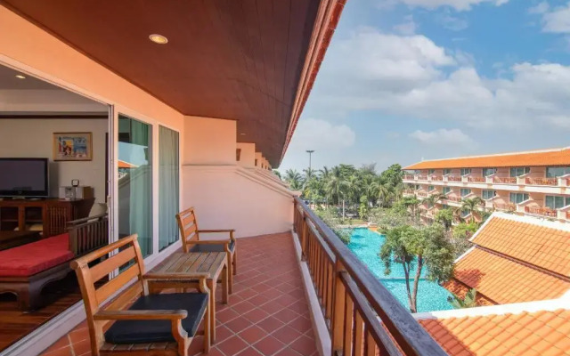 Курортный отель Avalon Beach Resort