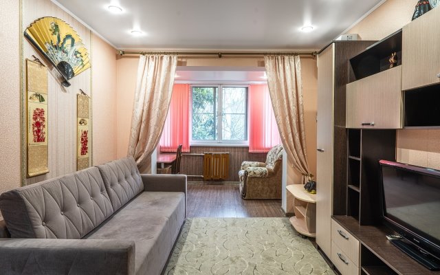 Uyutnaya Kvartira S Novym Remontom Apartments