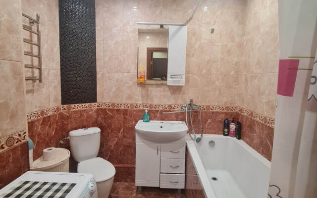Na Ulitse Kuryzhova 16 Flat