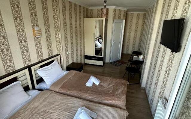 Marioni Hotel