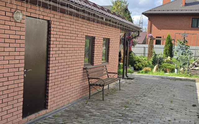 Частный дом уютный