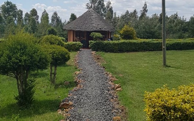 The Great Circle Lodge Hotel
