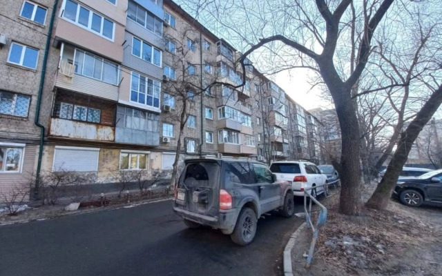 Na Ulitse Bashidze 8 Flat