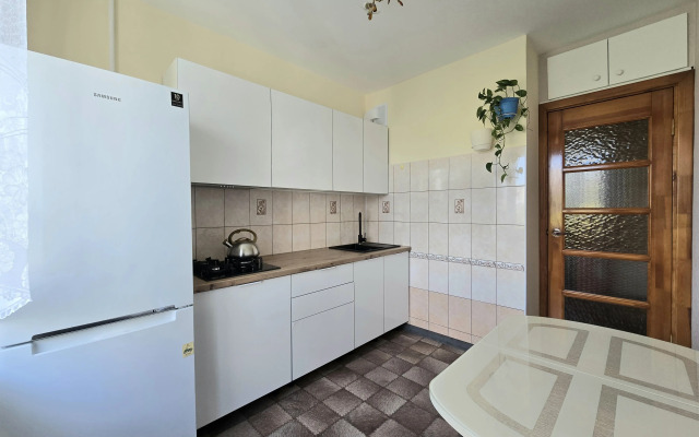 Two-room Na Angarskoy Apartaments
