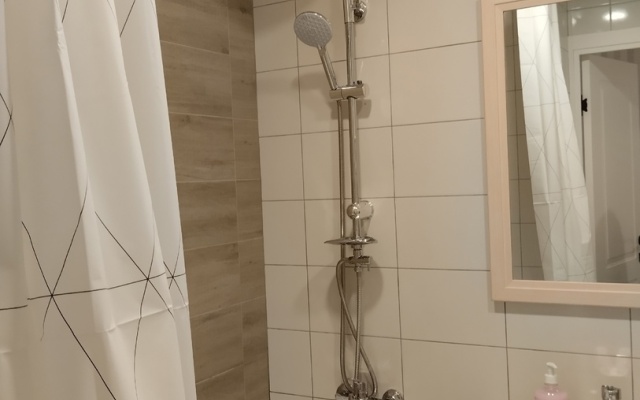 U Rybnoy Derevni Na Karbysheva Flat