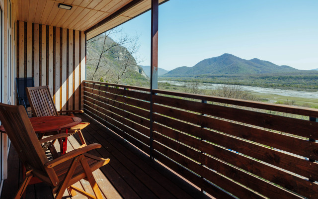 Частный Дом Aura на Интернациональной 106