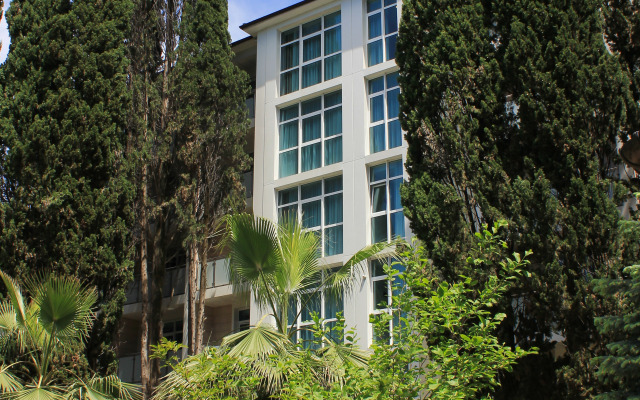 Imeni Chelyskintsev Hotel