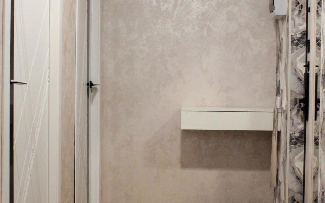 Na Romanovskoy 5 Flat