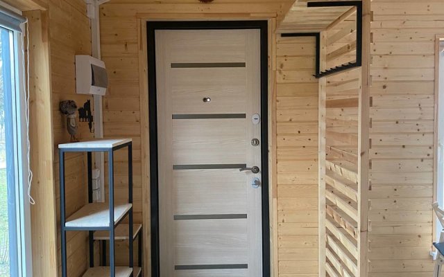 Частный дом Ani hOMe с садом у горной реки