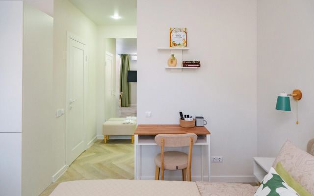 Uyutnaya i novaya studiya v Kudepste Flat