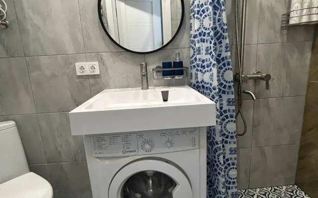 Апартаменты Moon Tower стильная студия в центре