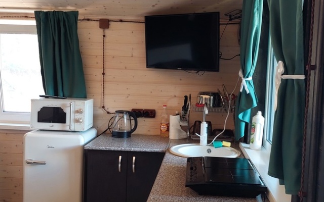 Гостевой дом Угоринка Колесо