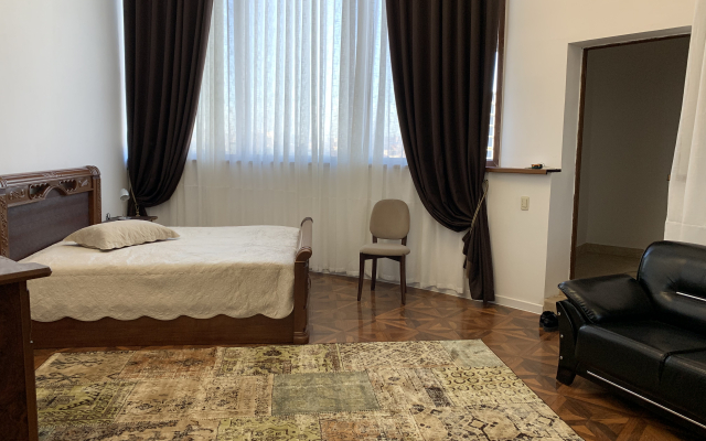 Arbat Hotel