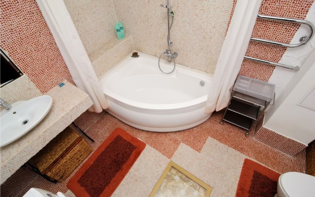 Апартаменты на Городском Валу 10