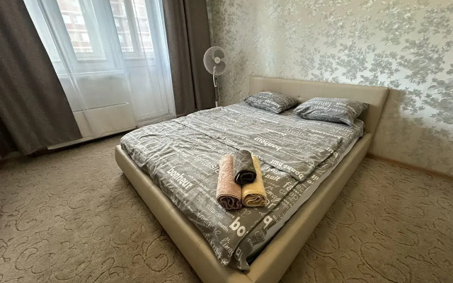 Na Metallurgov 106 Apartments