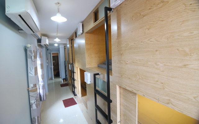 Trang Tien Hostel