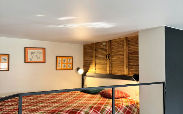 Апартаменты Дизайнерская двухуровневая квартира