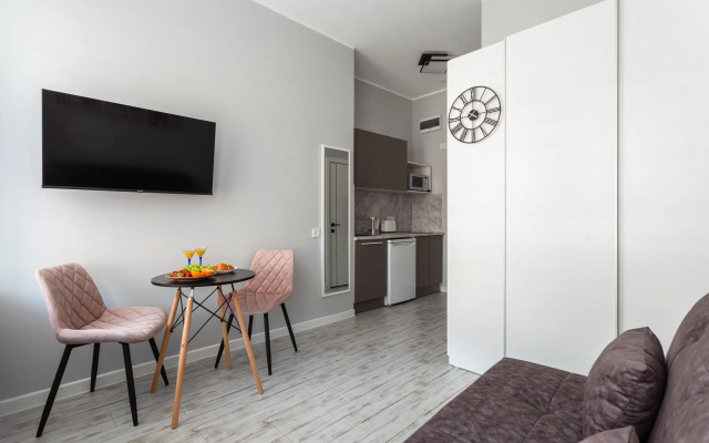 V Tsentre Peterburga Flat