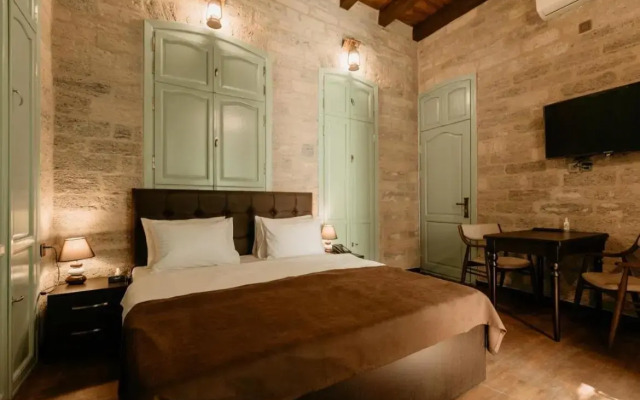 Sazeli Boutique Hotel