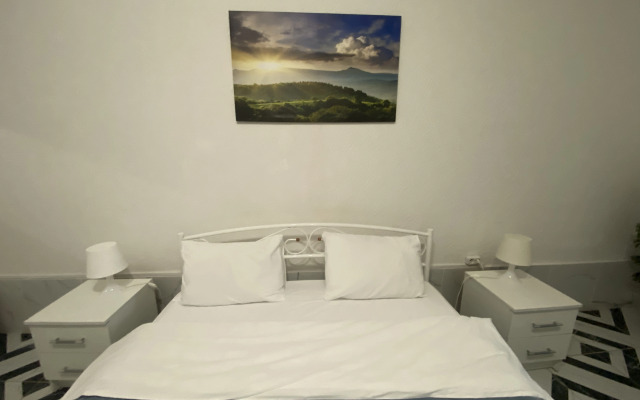 Silver Hotel
