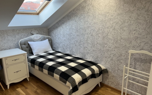 Апартаменты 245 Мира 44 лит 2