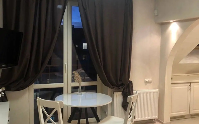 V Tsentralnom Rayone Flat