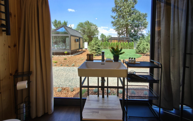 Mpark Glamping