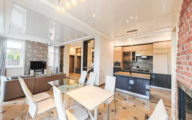 Arendapartment Mariinskaya Usadyba Private House