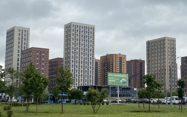 Svetlaya Vidovaya Studiya U Metro Ozernaya Apartments