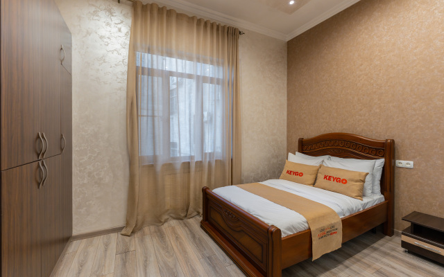 KeyGo #0031, 2 Bedroom, Near The Opera House Apartments