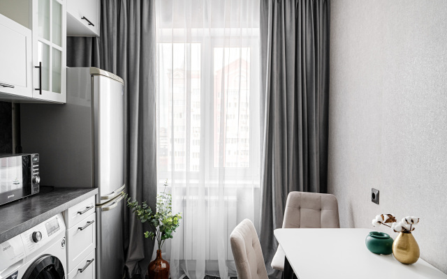 Апартаменты Нулевой Меридиан, Апартаменты Возле Чаши, аквапарка, метро