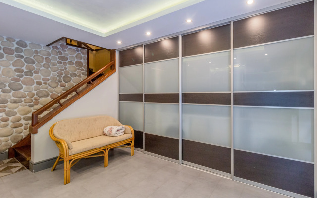 Semeyny Taunkhaus  Apartments