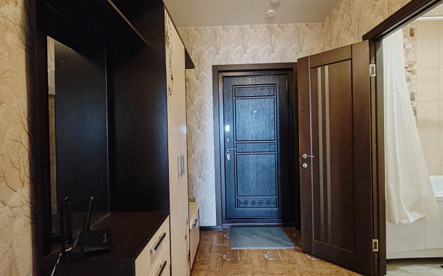 Novomoskovskaya Flat