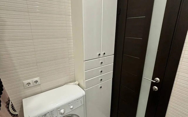 Uyutnaya kvartira v spalnom rayone Flat