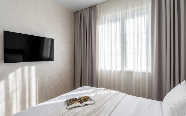 Red Apartments Art Layt Siti Frost Apartments