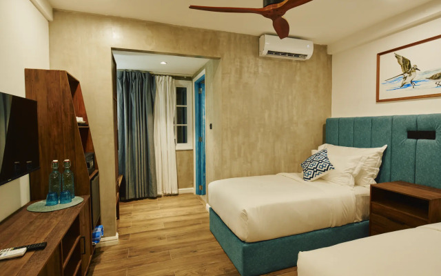 Beach Hotel Dhigurah
