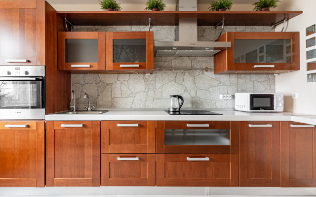 Trekhkomnatnyye Apartamenty Stepanenkov dlya 9 gostey na Soboleva 19