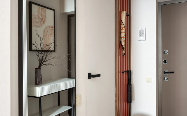 Tot samyiy dom s zolotoy arkoy Flat