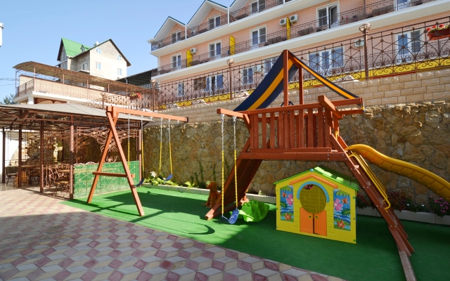 Lev Guest House