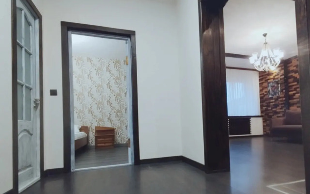 Khmelevskogo Private house