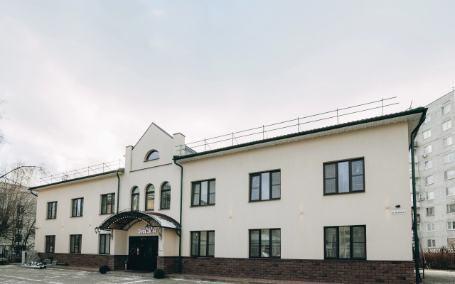 Гостиный двор Зуевский