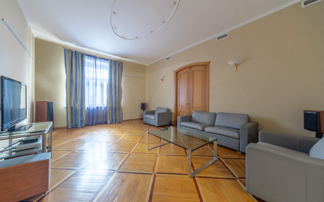 Mark Apart Petrogradsky Apartments
