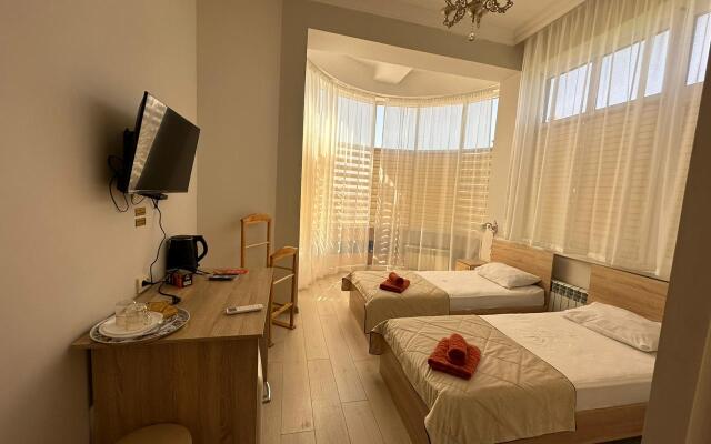 Гостиница Адлер