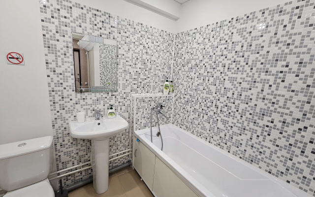 Apartamenty na ulıce Adelya Kutuya Flat