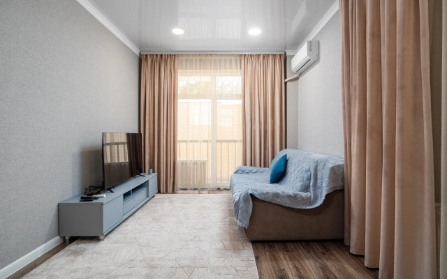 Na Ulitse Tattimbeta 86 Apartment