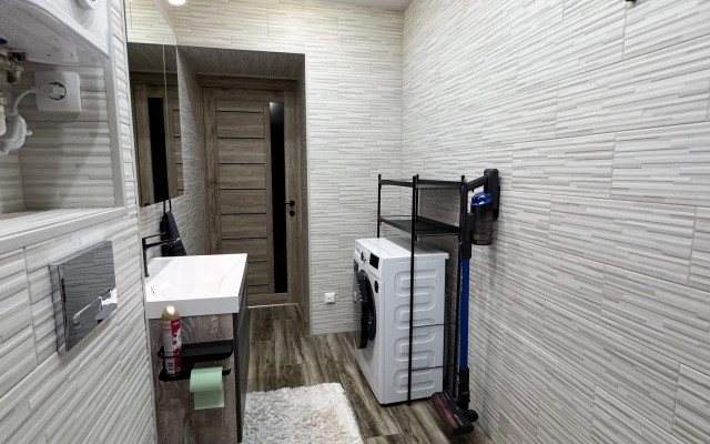 Квартира 2-комнатная на Октябрьской 3