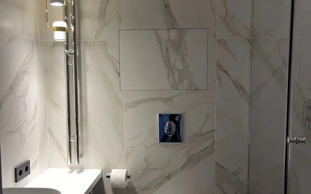 Dvuhurovneviye na Vtoroy Beregovoy Linii  Apartments