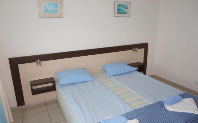 Lilia 2 Hotel